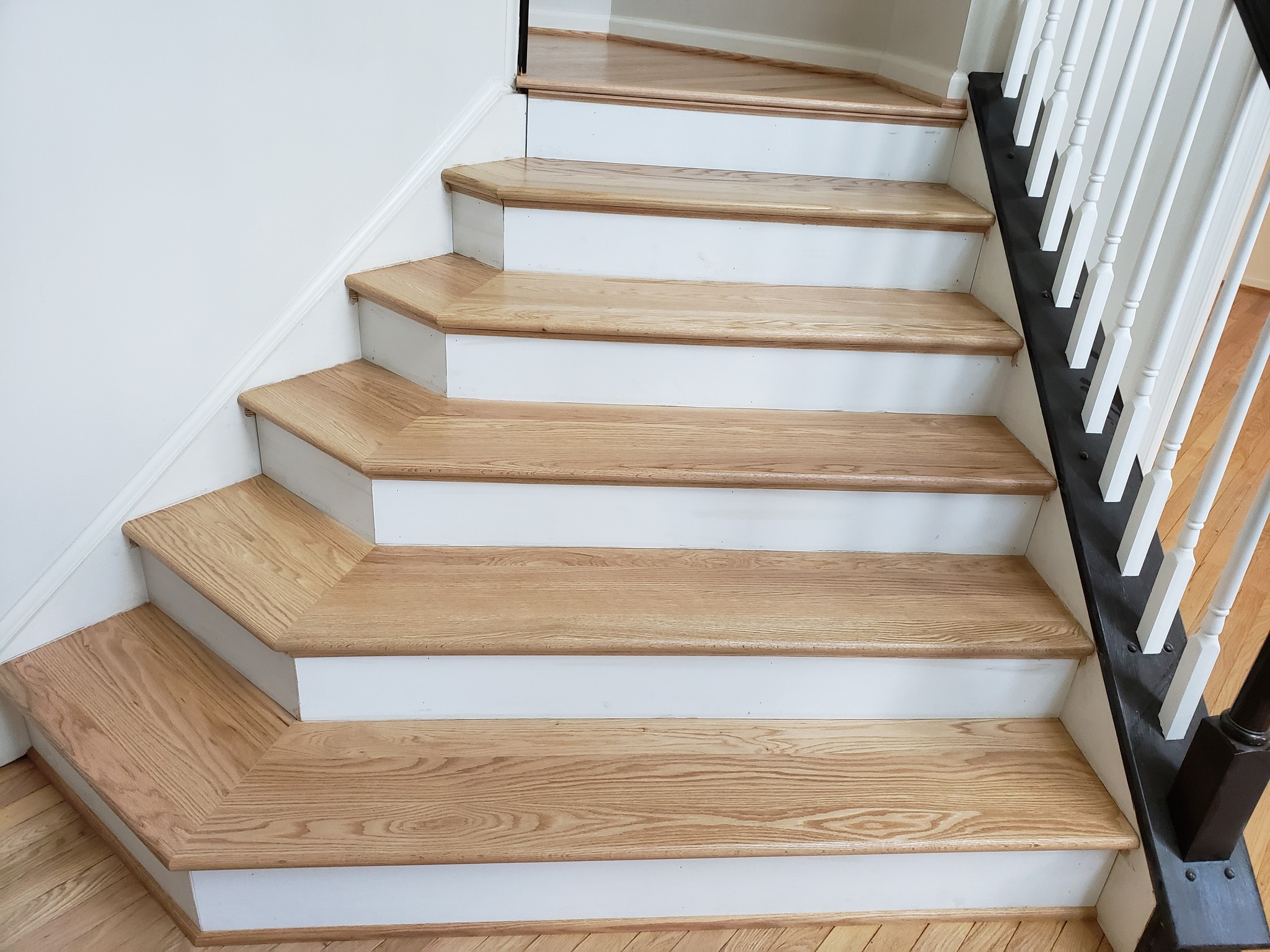 Stairs Sanding & Refinishing in Baltimore